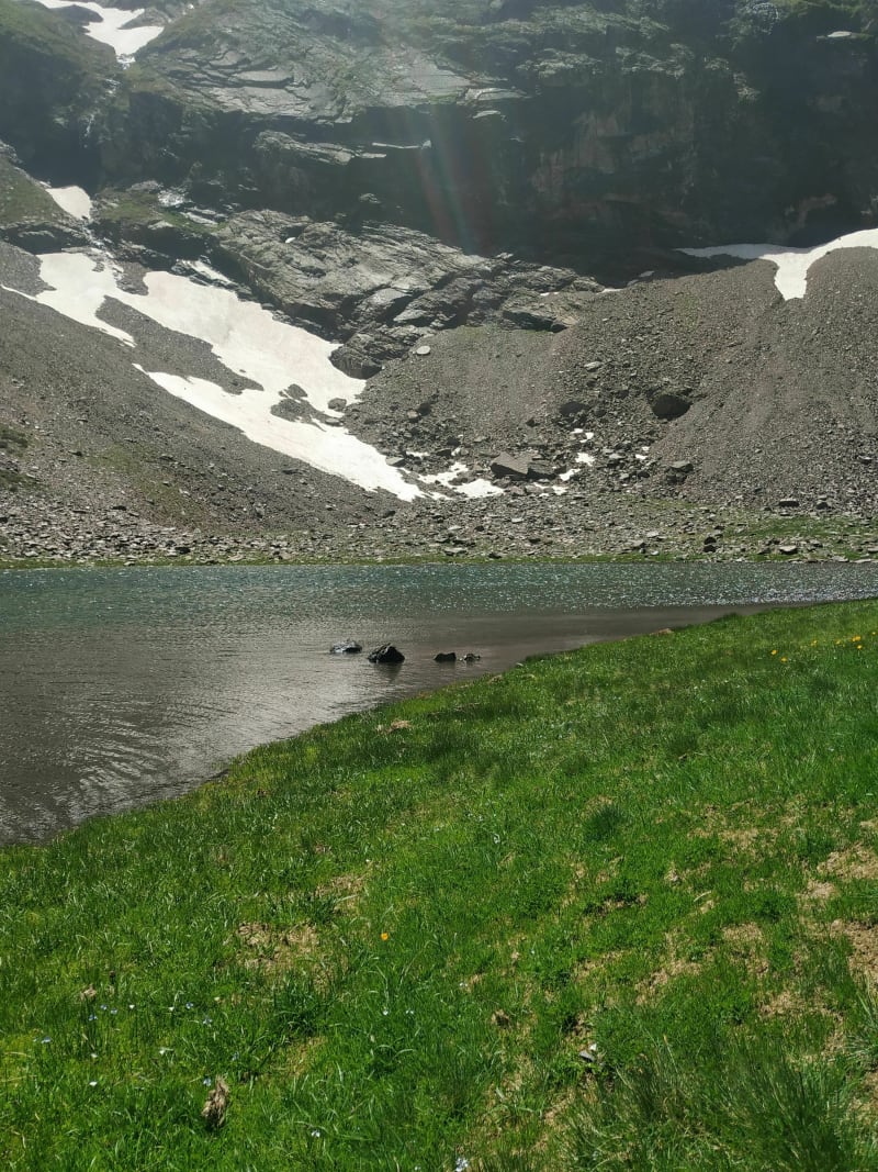 Le lac de Sarrouyes - Azet