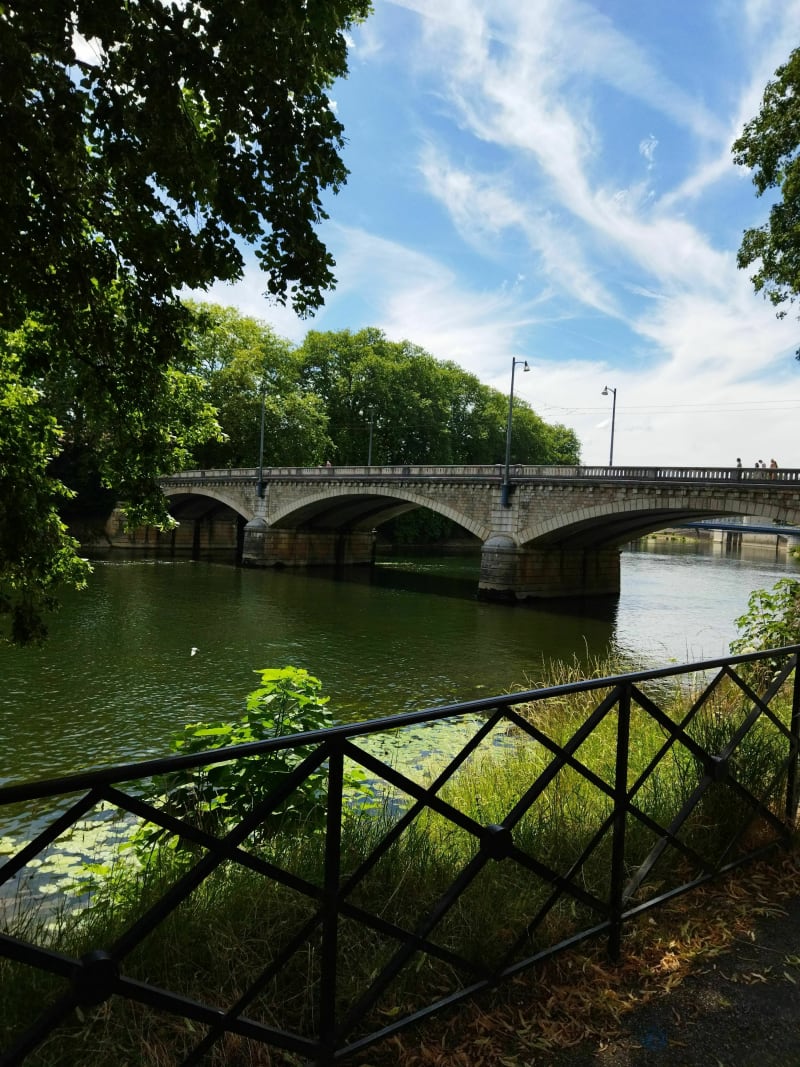 Besançon, la boucle des rives du Doubs - Besançon