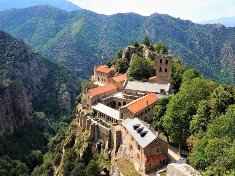 Lus van de abdij van Saint-Martin du Canigou - Casteil