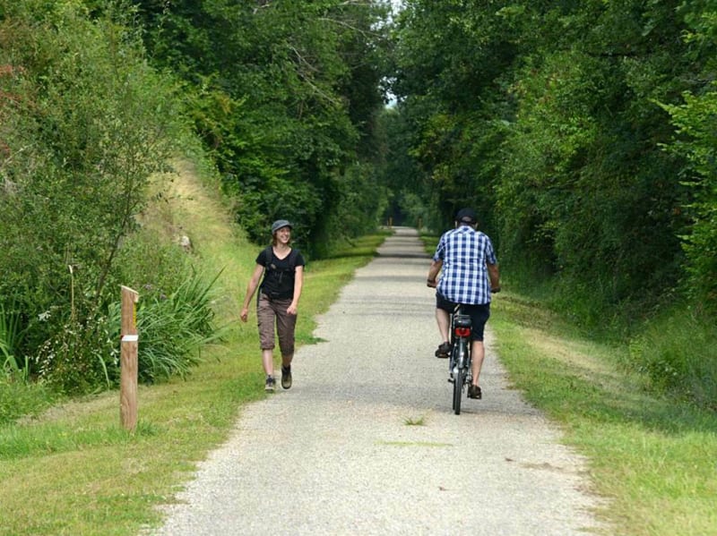 La véloroute de la Vallée de la Baïse - Condom