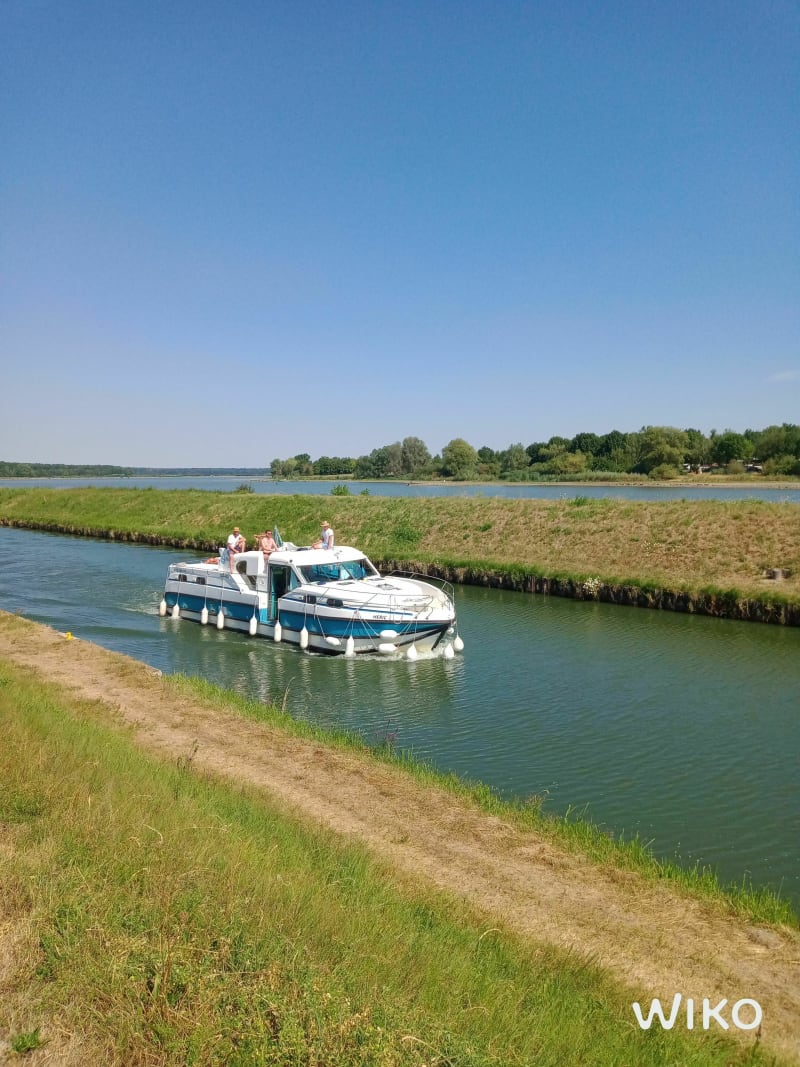 Belle balade le long du canal de la Marne au Rhin - Tanconville