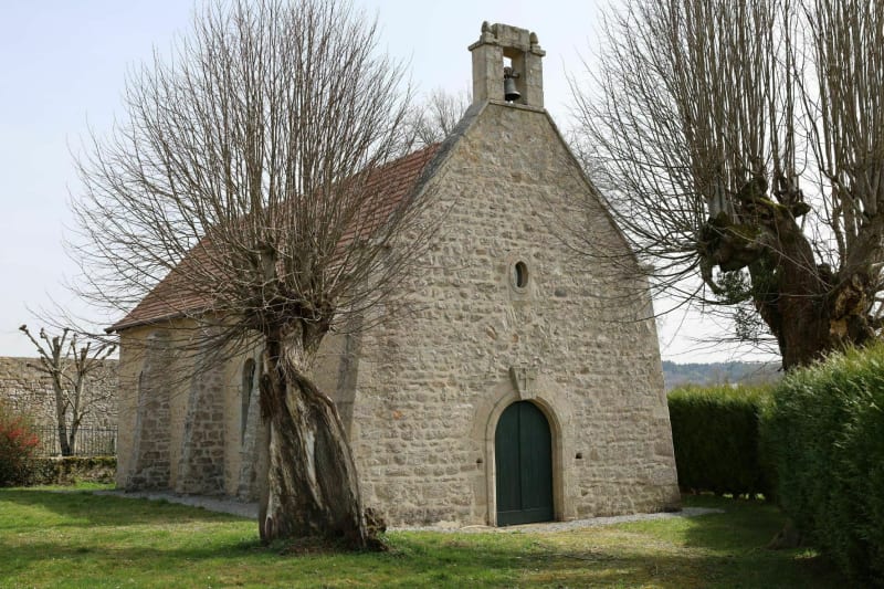 Chapelle de Montrugeas et Fontaine Saint-Roch - Saint-Marc-à-Frongier
