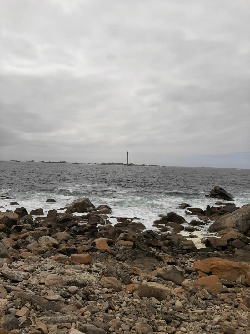 Pour la vue sur le phare de l'île vierge - Plouguerneau