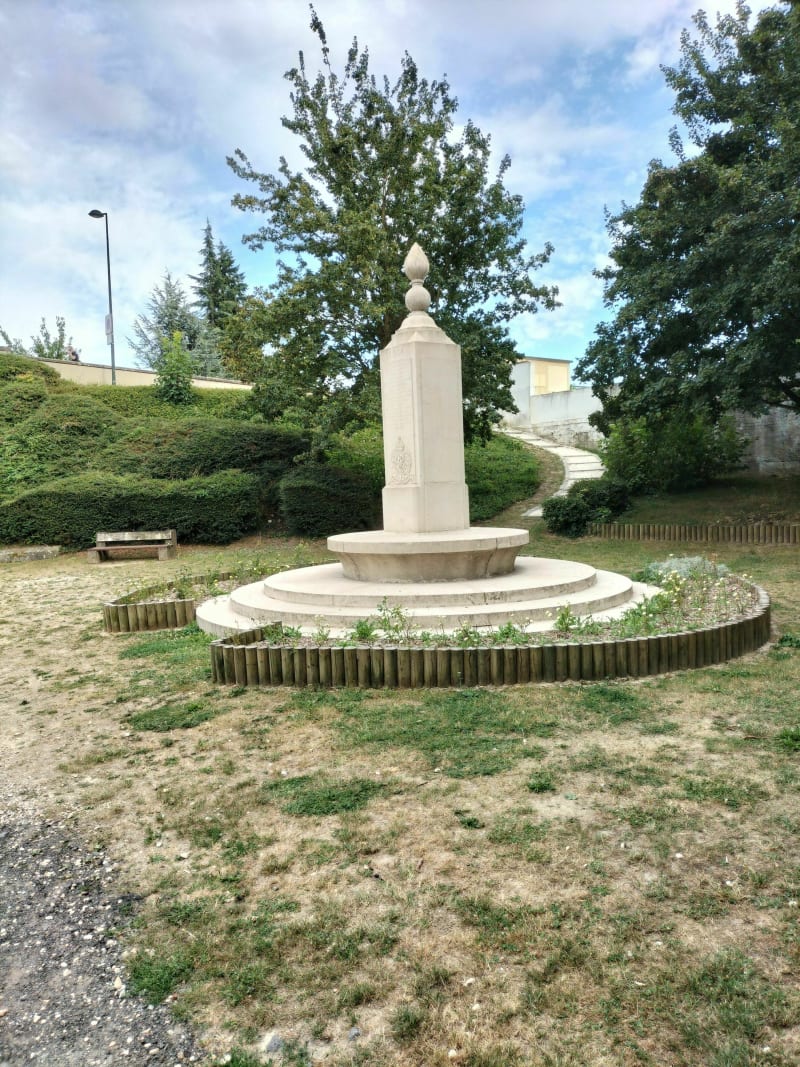 Monument aux anglais - Pont de l'Europe - La Ferté-sous-Jouarre