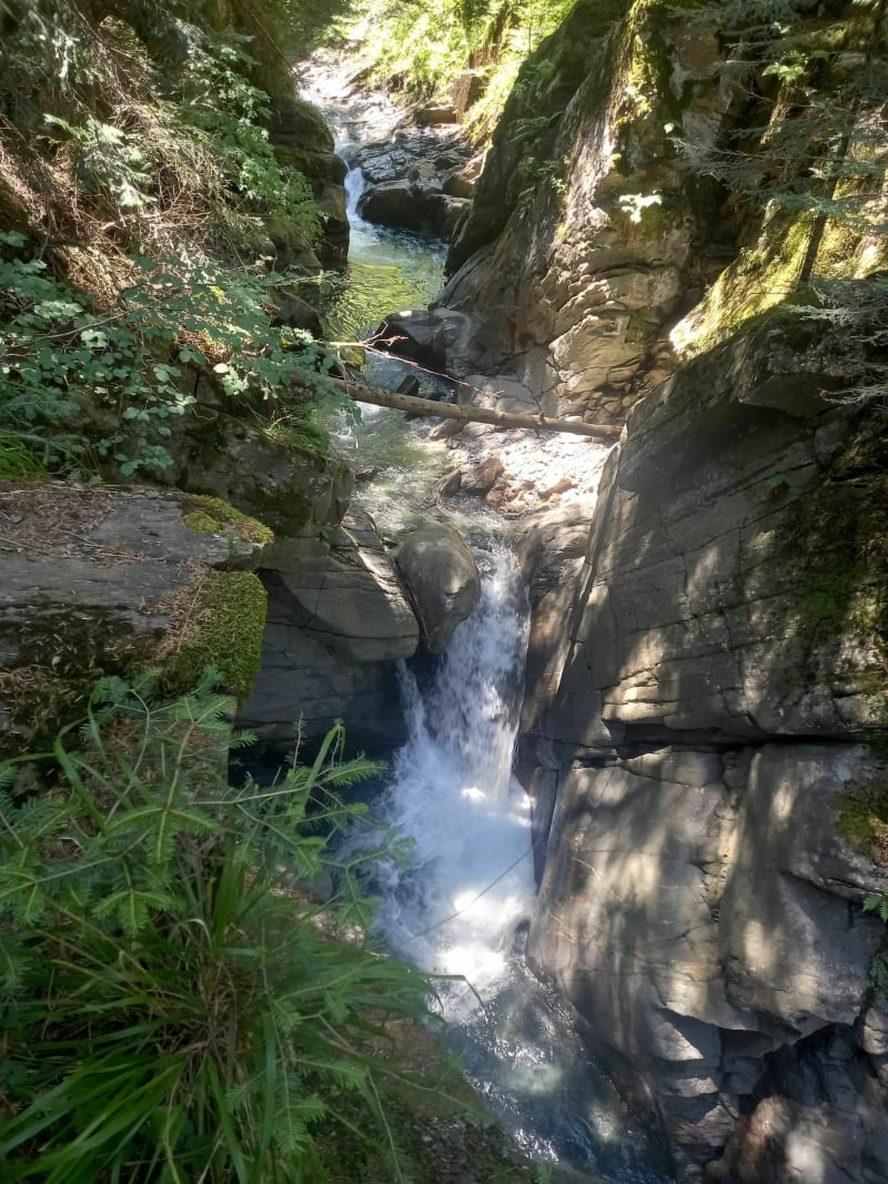 Le sentier de Péguère - Tramezaîgues