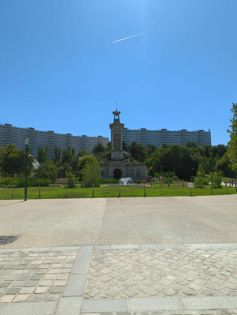 Balade nature dans le parc Georges Brassens - Paris