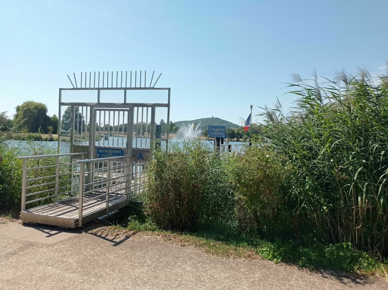 Noveant - Plan d'eau à Metz. - Novéant-sur-Moselle