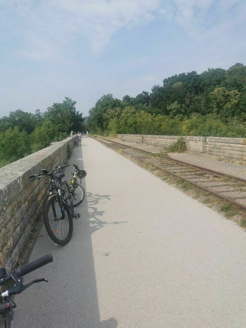Viaduc de Saint Rémy et voie verte à vélo - Saint-Remy