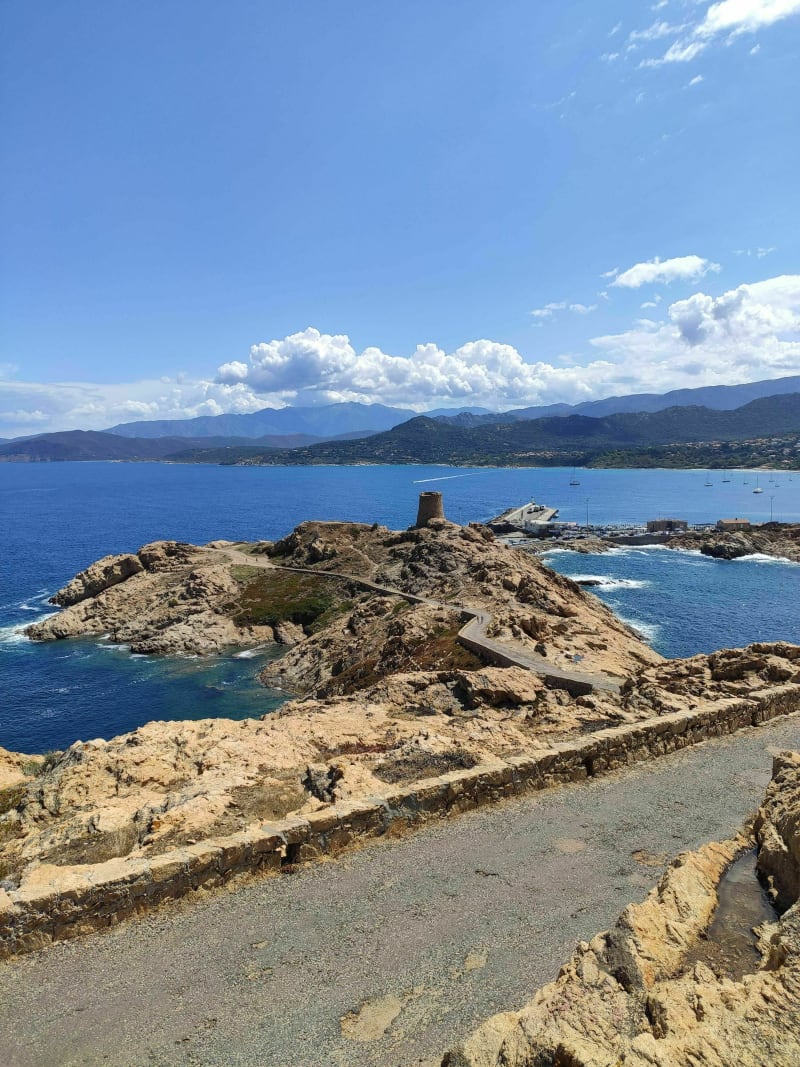 Balade jusqu'au phare de l'île rousse - L'Ile-Rousse