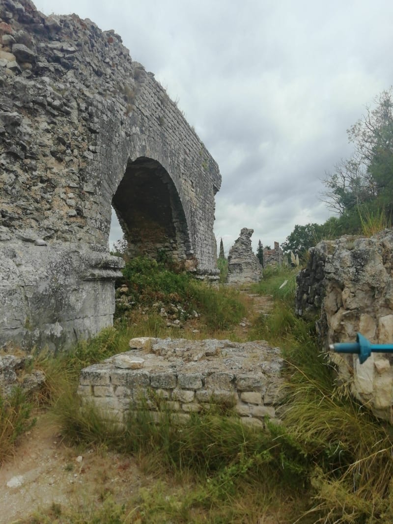 Aqueduc Romain de Barbegal - Fontvieille