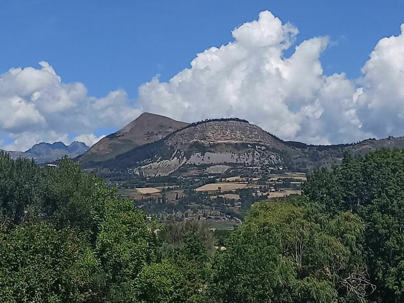 Boucle hameau de la Moutouse par la colline de Côte folle. - Rambaud