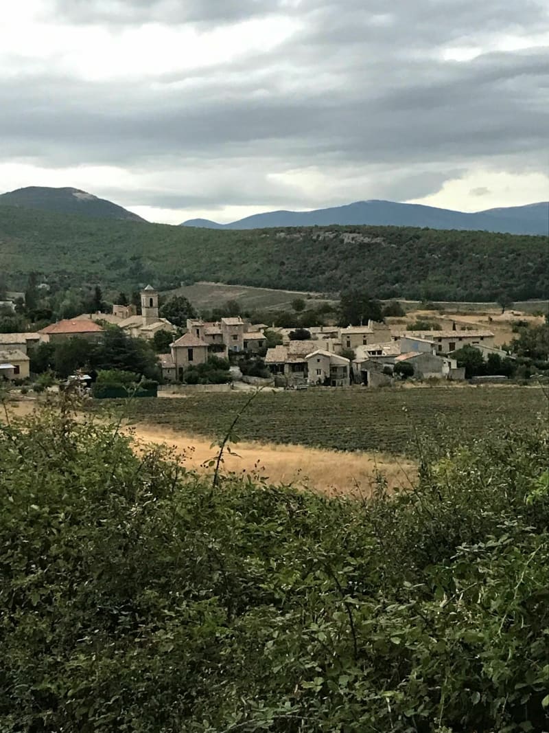 Belle promenade en hauteur de Montsalier - Montsalier