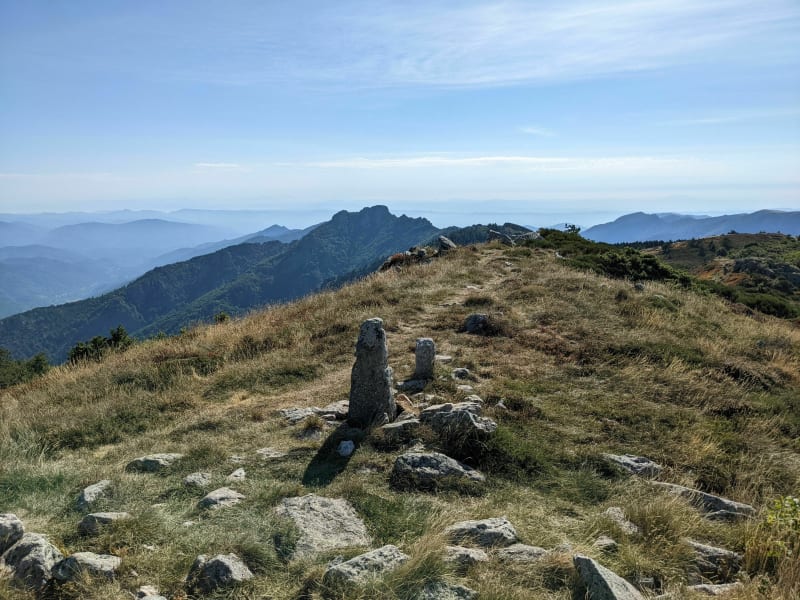 Panorama à couper le souffle sur le sentier "Pigeon ramier" - Borne