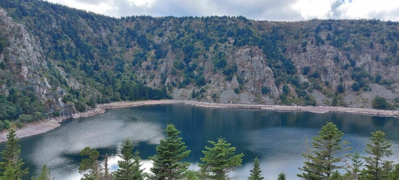 Le lac blanc, la tête des Immerlins. - Orbey