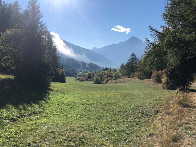 Lanslevillard par le chemin des gardes et Petit Bonheur - Val-Cenis