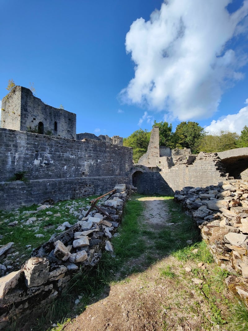 Château de Pressilly - Dompierre-sur-Mont