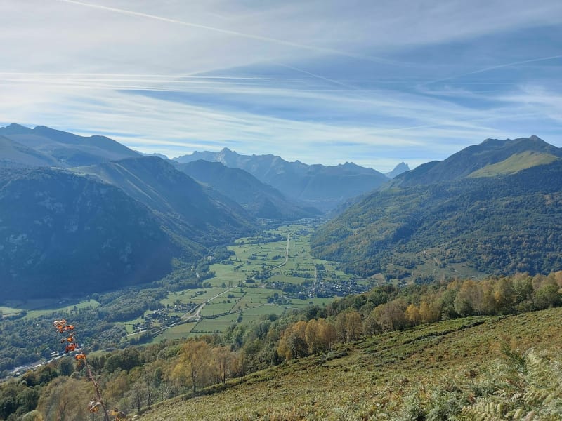 Balade la ronde des pierres et vue sur la vallée - Bilhères