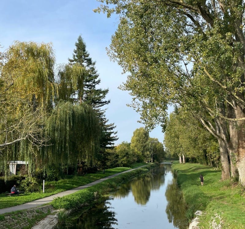 Canal du Berry à vélo, quel territoire! - Bourges