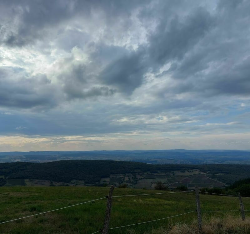 De Chissey les Macon au Mont Saint-Romain - Chissey-lès-Mâcon