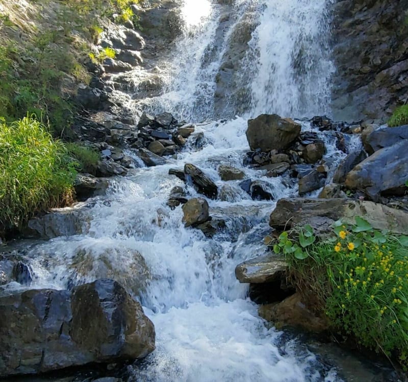 Cabane des Mulets par les cascades - Seyne
