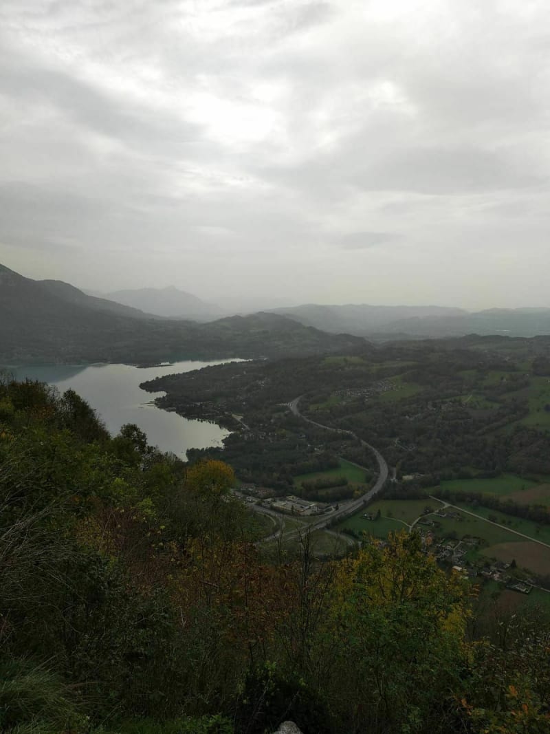 Belle montée depuis le lac d'Aiguebelette - Aiguebelette-le-Lac