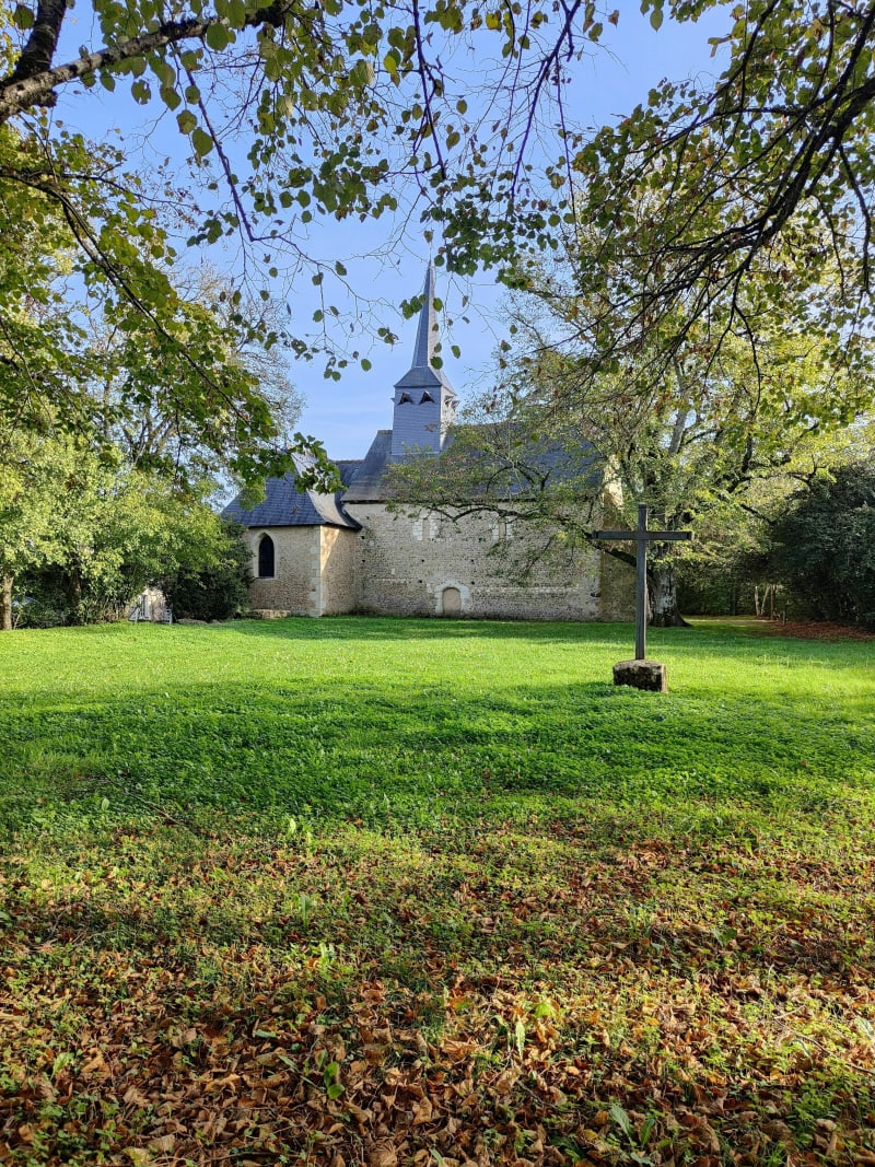 La chapelle Sainte Cécile au départ de Vouvray - Montval-sur-Loir