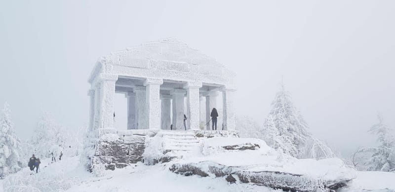 De tempel van Donon - Grandfontaine
