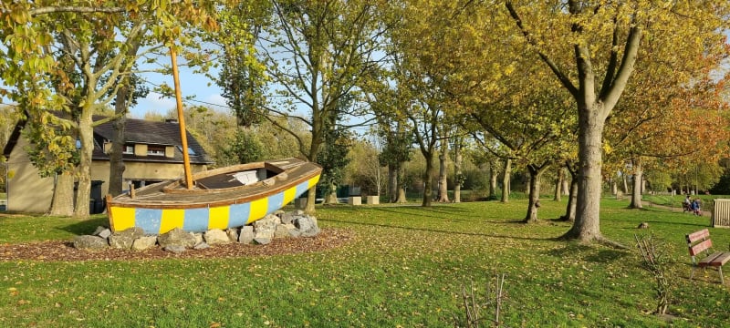 Autour du canal . - Courcelles-lès-Lens