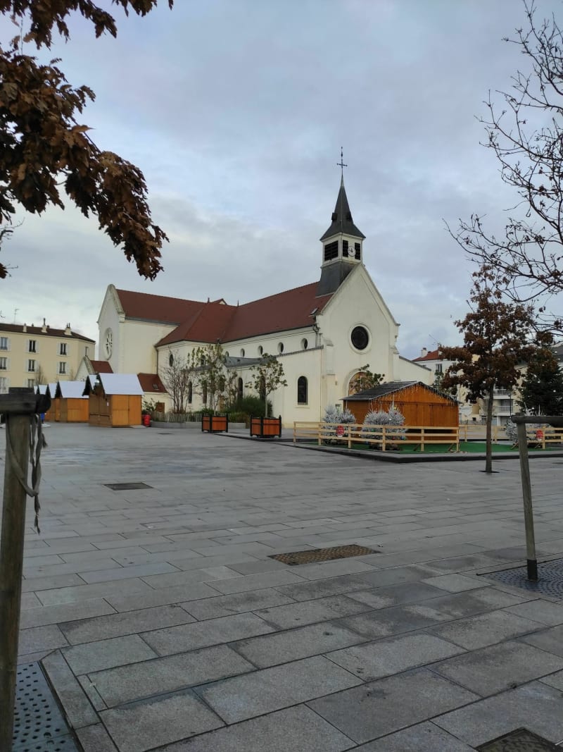 Eglise, promenade verte et parc des bruyeres - La Garenne-Colombes