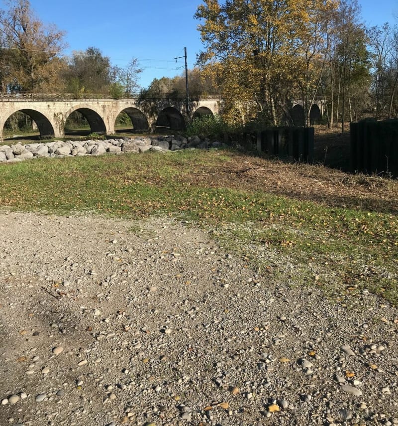 Au bord du petit Rhône Via Rhôna et vergers - La Voulte-sur-Rhône