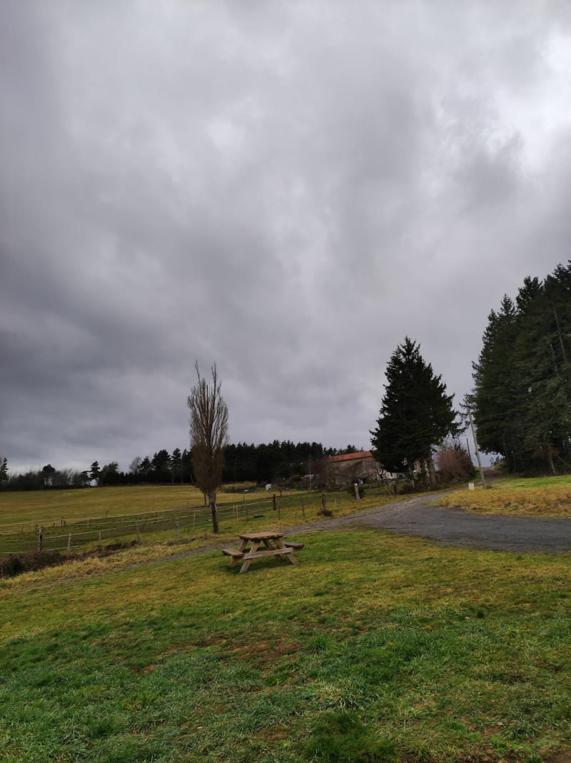 Petit Biouzin à l'envers - Roche-en-Régnier