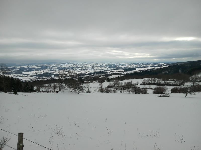 Sur les hauteurs de Villemontais - Villemontais