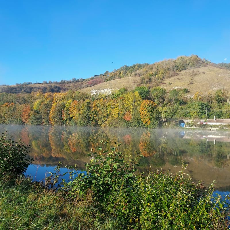 Boucle de L'Yonne et champs captant - Sens