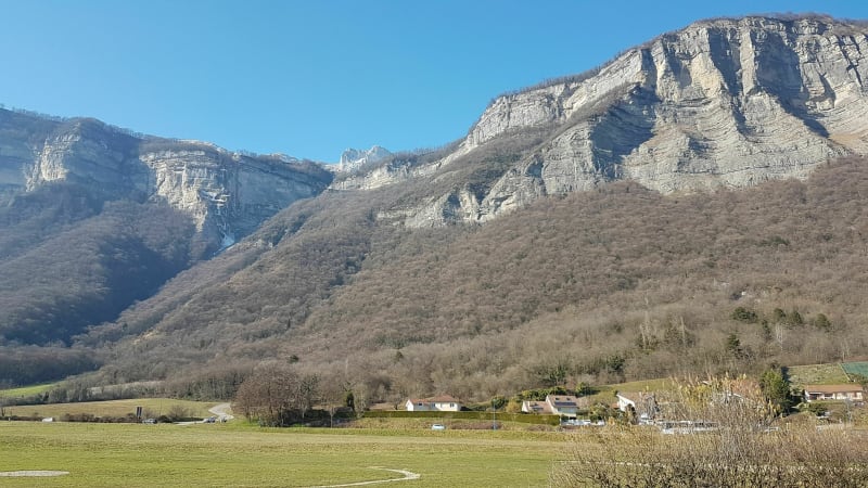 Petite ballade en plaine, depuis l'atterrissage de parapente - Lumbin