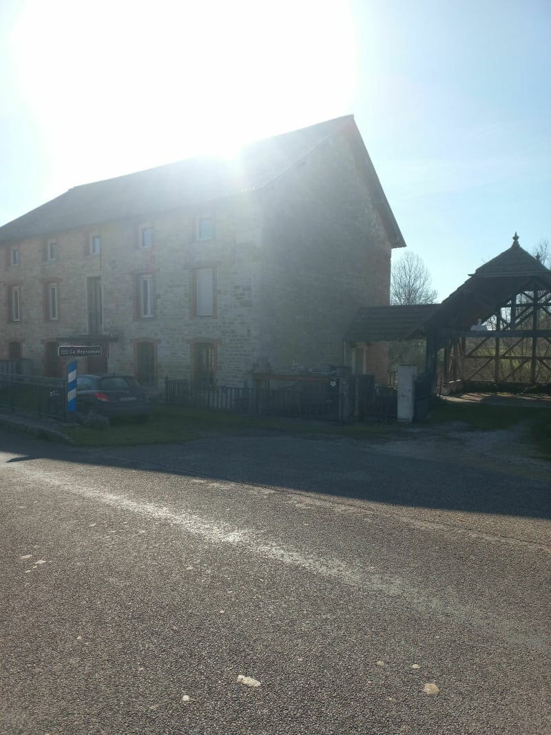 Anciens moulins et anciennes  maisons - Bâgé-le-Châtel