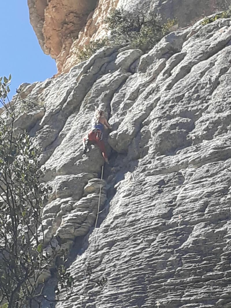 De Buoux à Sivergues le long de l'Aigue Brun - Buoux