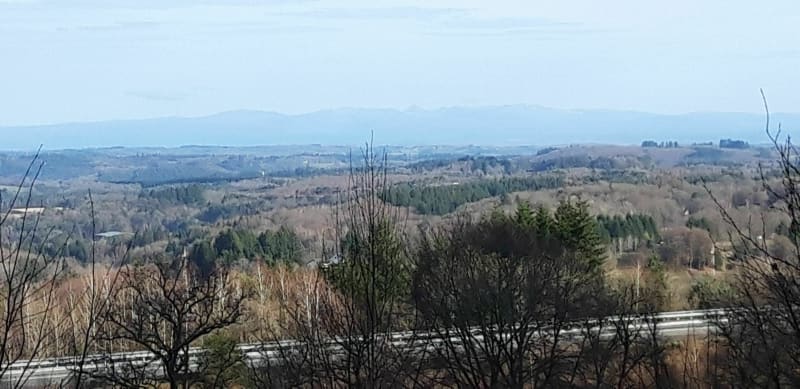 Boucle le lac du Deiro et le Puy des Jarousses - Égletons