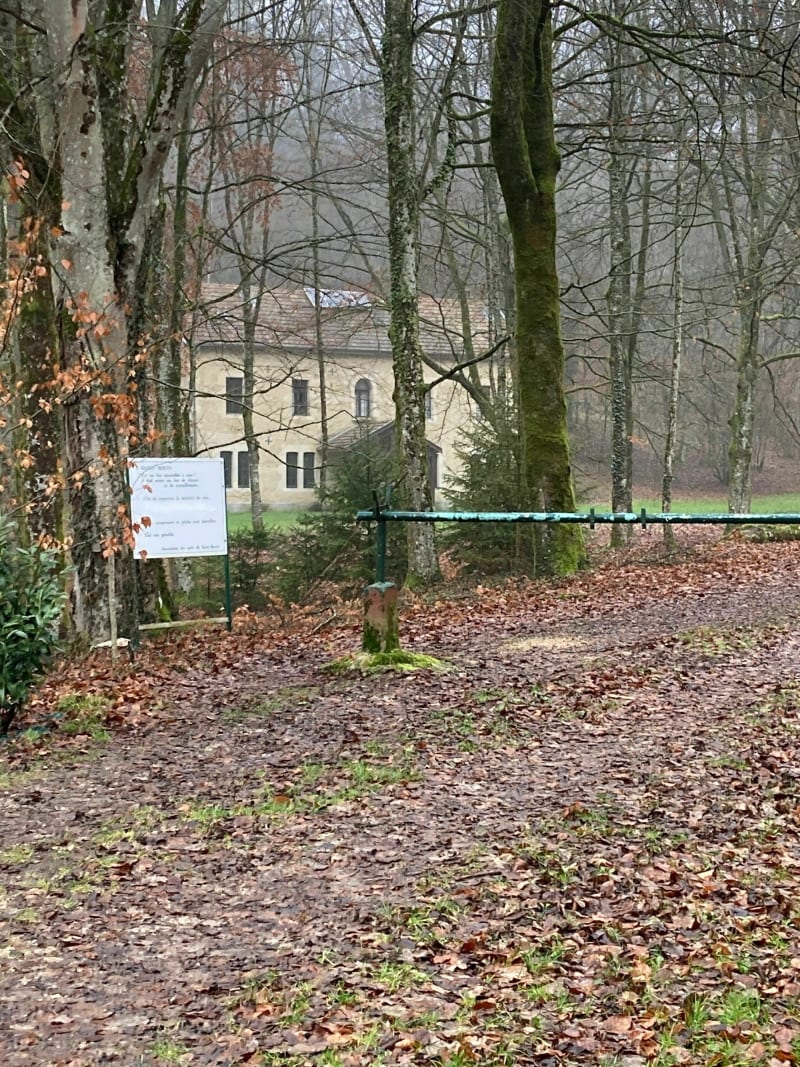 Par la Tranchée de St-Rouin à Beaulieu-en-Argonne - Beaulieu-en-Argonne