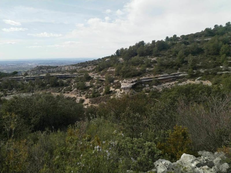 Balade entre Fontaine de Vaucluse et le Mur de la Peste - Fontaine-de-Vaucluse