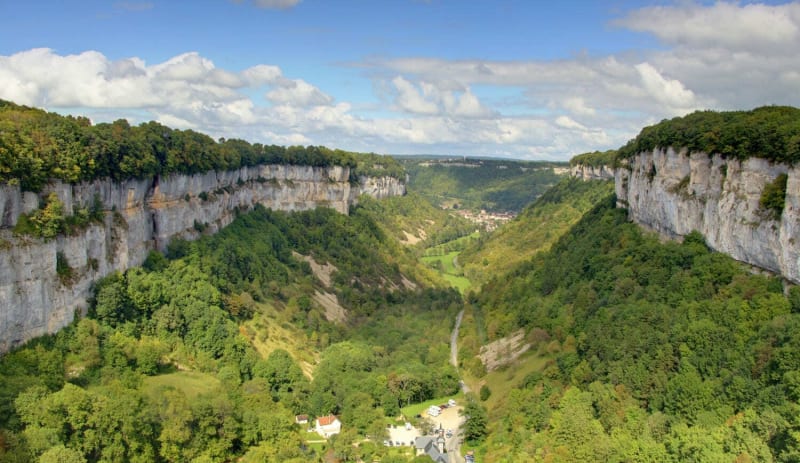 Petite aventure forestière à la Croix de Suchot de Baume-les-Messieurs - Baume-les-Messieurs