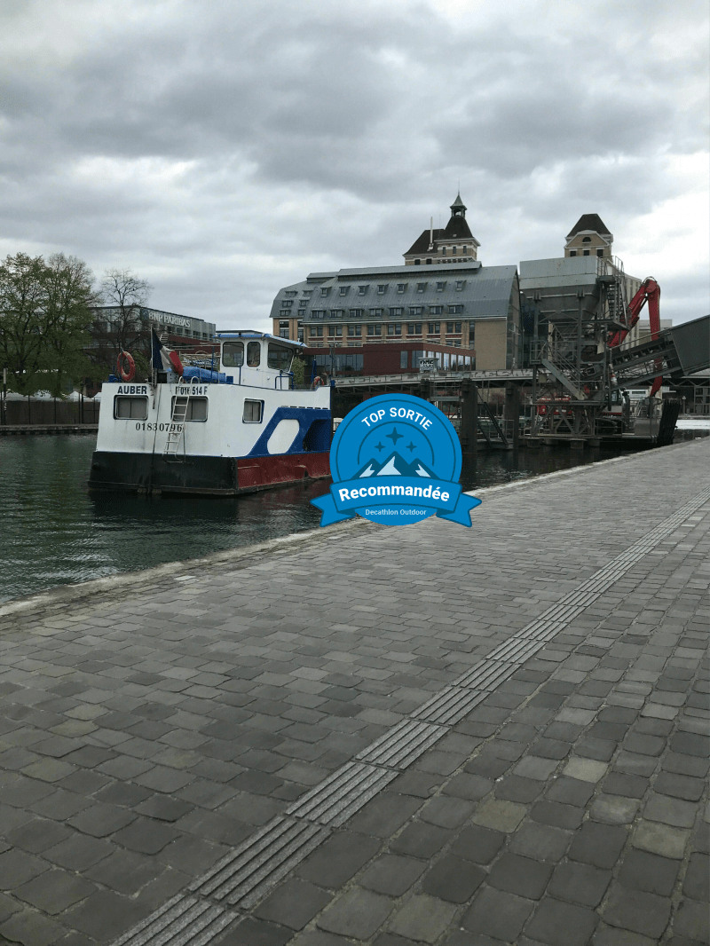 Balade nuageuse sur la piste cyclable - Paris