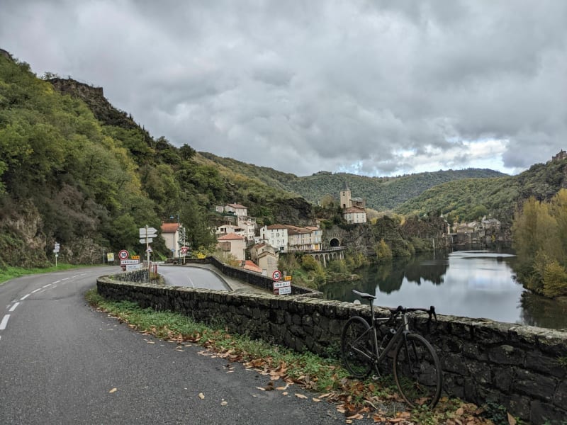 Vélo route: vallée du Tarn direction Ambialet - Albi
