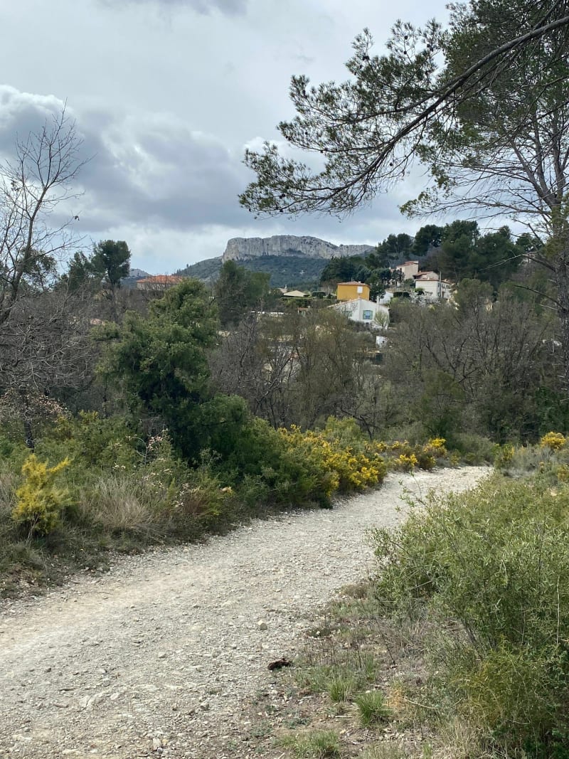 Cadolive vers la forêt de Greasque à VTT - Cadolive