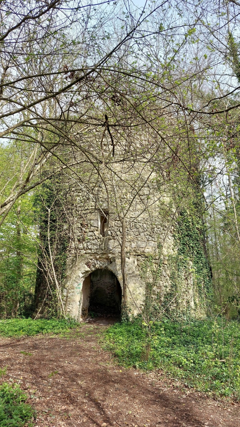 Entre Aubevoye et Villers-sur-le-Roule - Le Val-d'Hazey