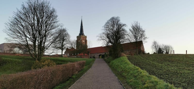 Autour du château d'Assignies à Tourmignies - Mons-en-Pévèle