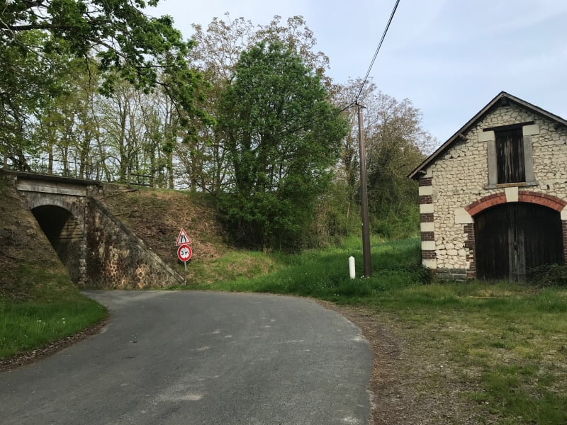 Belle balade aux alentours de la gare et du viaduc de Chenu - Chenu