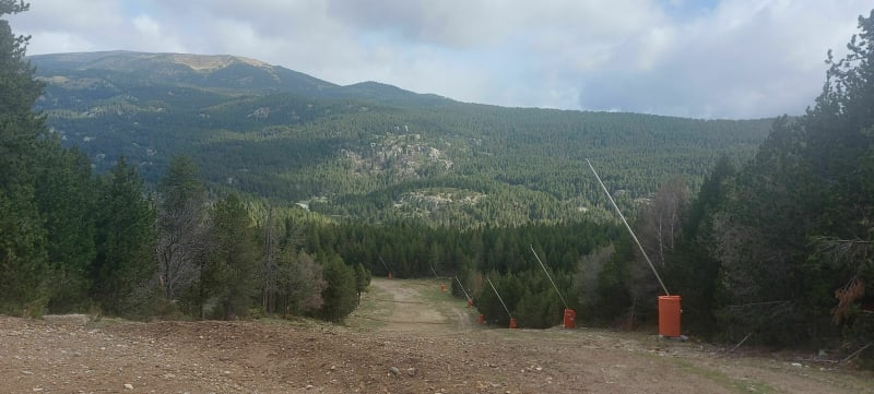 Belle balade entre forêt et pistes vide - Bolquère