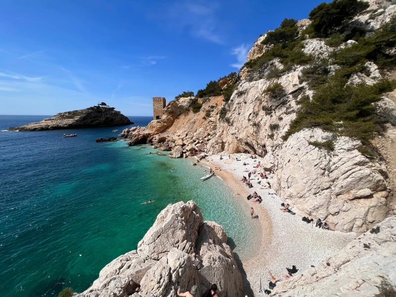 Randonnée à Ensues la redonne, le tour des calanques. - Ensuès-la-Redonne