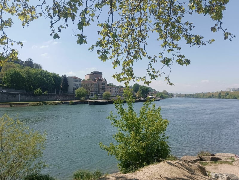 Balade Lyonnaise à vélo par l'île Barbe - Lyon