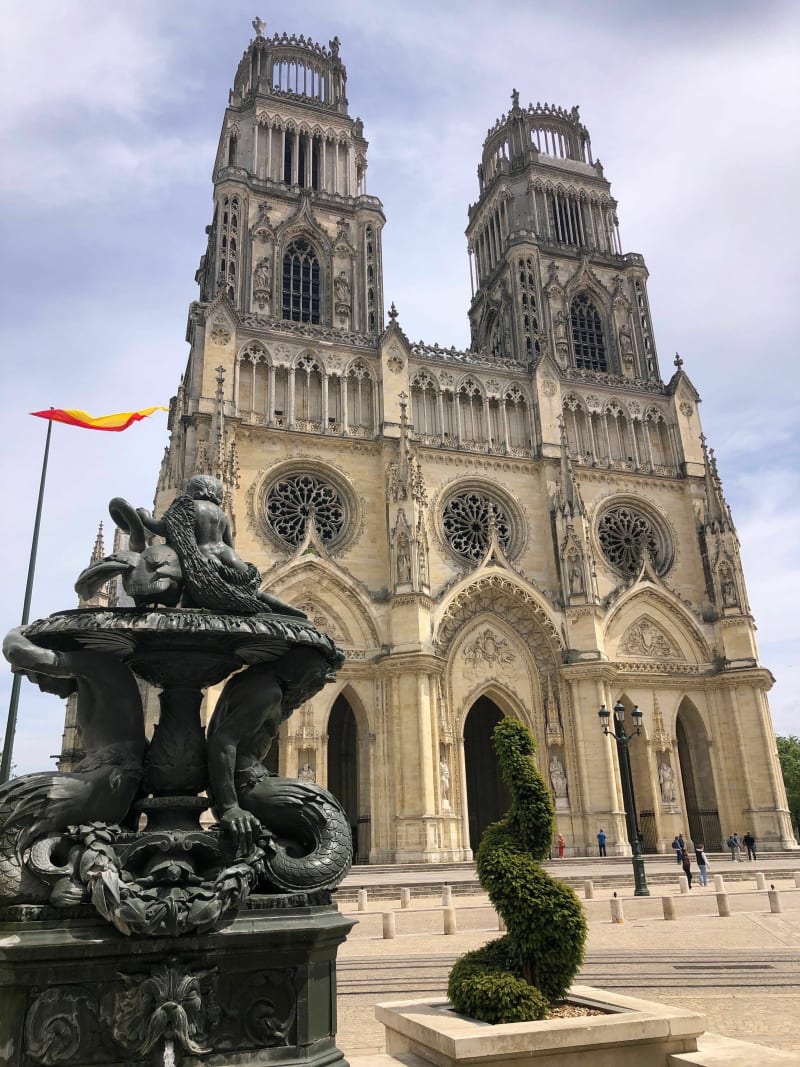 De la cathédrale️ à la grotte du Dragon à Orléans - Orléans